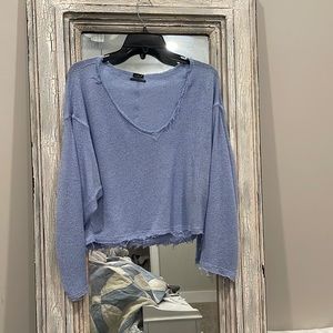 Cropped thin sweater
